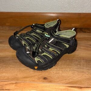 KEEN Kids Newport H2 Waterproof Brown & Green Sandals Water Shoes - toddler 12